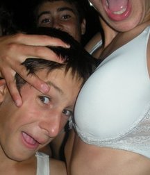 funny boys 59d8aa14581ca.jpg