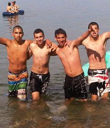 funny boys 59d8aa52f0cdc.jpg