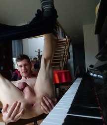 ass & boys 59d8d73ab7664.jpg