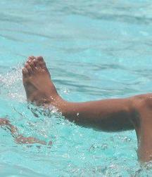 feets 59d915c5f0ff9.jpg