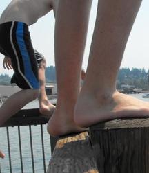 feets 59d916289a74b.jpg