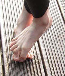 feets 59d9164768cd5.jpg