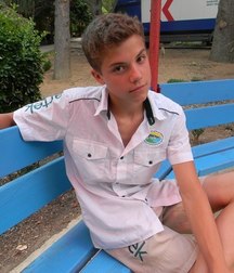 young beauty 59db8312e2b95.jpg