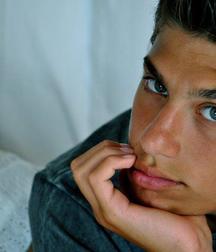 young 2 59db916321b9a.jpg