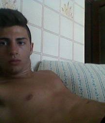 hommes 59db97322ea6d.jpg