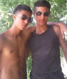 fun boys 59de6efdde9fd.jpg