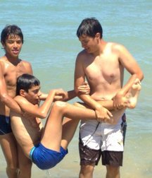 fun boys 59de6f5a3b2b9.jpg