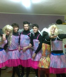 fun boys 59de6f91768d1.jpg