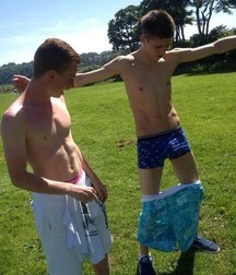fun boys 59de6fb826d1e.jpg
