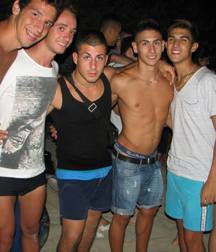 boys & boys 59df6a1195c49.jpg