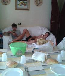 boys & boys 59df6a1f3e5bb.jpg