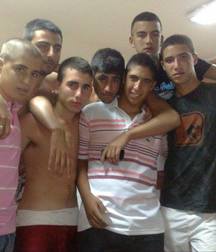 some frends 59df92b01b13f.jpg