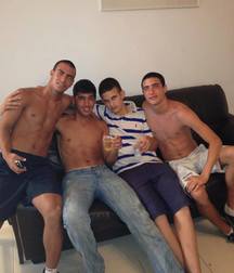 some frends 59df92d2ec35a.jpg