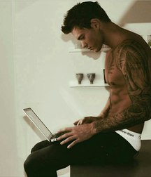 boys sexy 59e0d9aa6998b.jpg