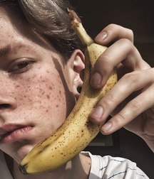 nice boys 59e512780e760.jpg