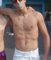 sexy boys 59eb47f3ede7b.jpg