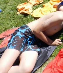 sexy frends 59edee510846a.jpg