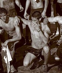 Boys in the mud 59f0b465233c6.jpg