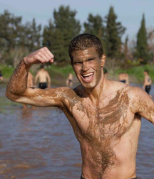 Boys in the mud 59f0b467aa542.jpg
