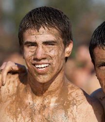 Boys in the mud 59f0b47ec335b.jpg