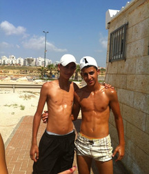 Naked Chest 59f5de998b925.jpg