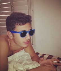 sexy boys 59f5fe285b36e.jpg