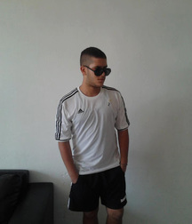 sexy boys 59f5fe2e5cd29.jpg