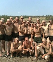 Excited soldiers 59f88c66c65b1.jpg