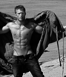 homo-art 59fa440327d72.jpg