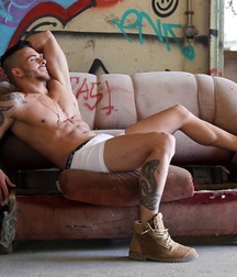 eric 59fb2c05dd269.jpg