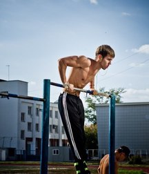 young frends 59fb83c5c0a10.jpg