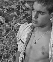 spanich boy 5a01dc390d682.jpg