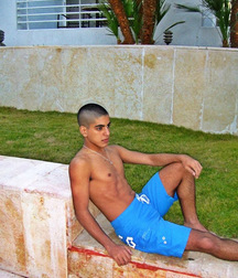 spanich boy 5a01dc4f64811.jpg