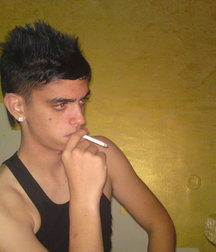 supreme boys 5a031a889d372.jpg