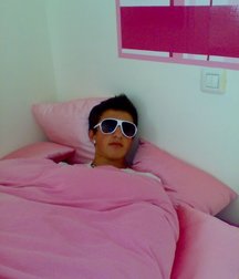 supreme boys 5a031ac73de8b.jpg