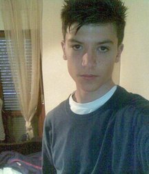 supreme boys 5a031ad1948e1.jpg