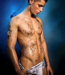 I want to enjoy with my ass 5a1bf633382d5.jpg