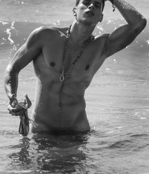 I want to enjoy with my ass 5a1bf64907743.jpg