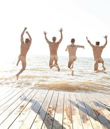 I want to enjoy with my ass 5a1bf75d1ea38.jpg