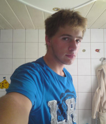I want cum in front of us 5a1d9084e7ec9.jpg