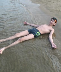 I want cum in front of us 5a1d909d5808f.jpg