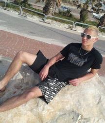 Paul is my love 5a1eb2b5f4151.jpg