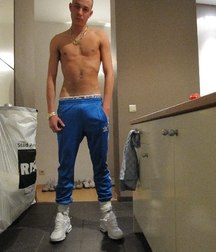 cum cum cum watching the pics 5a1ebe623da3c.jpg