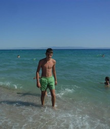 Straight Boys inside 5a21259305717.jpg