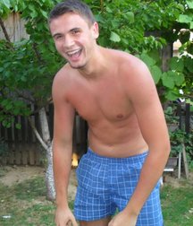 Straight Boys inside 5a21259a8cb3a.jpg