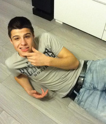 Straight Boys inside 5a2125a40b1e5.jpg