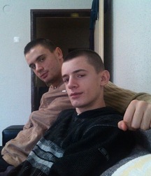 Straight Boys inside 5a2125d6c8b2d.jpg