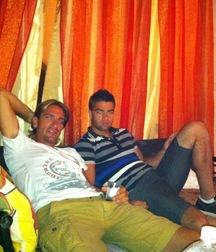 Straight Boys inside 5a2125de2173c.jpg