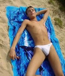 nice frends Straight 5a23cc821f881.jpg
