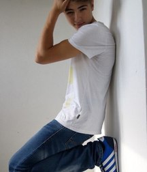 sexual meeting with straight 5a2429142363a.jpg